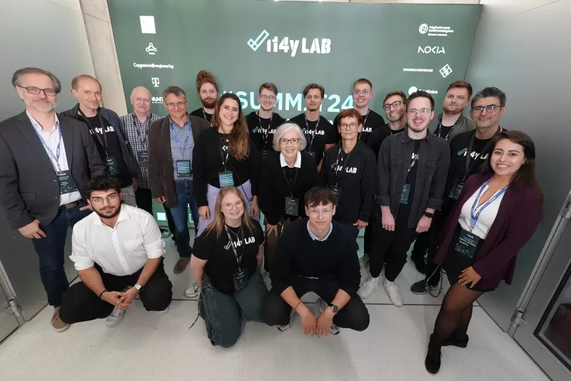 The i14y Lab: We Test and Validate