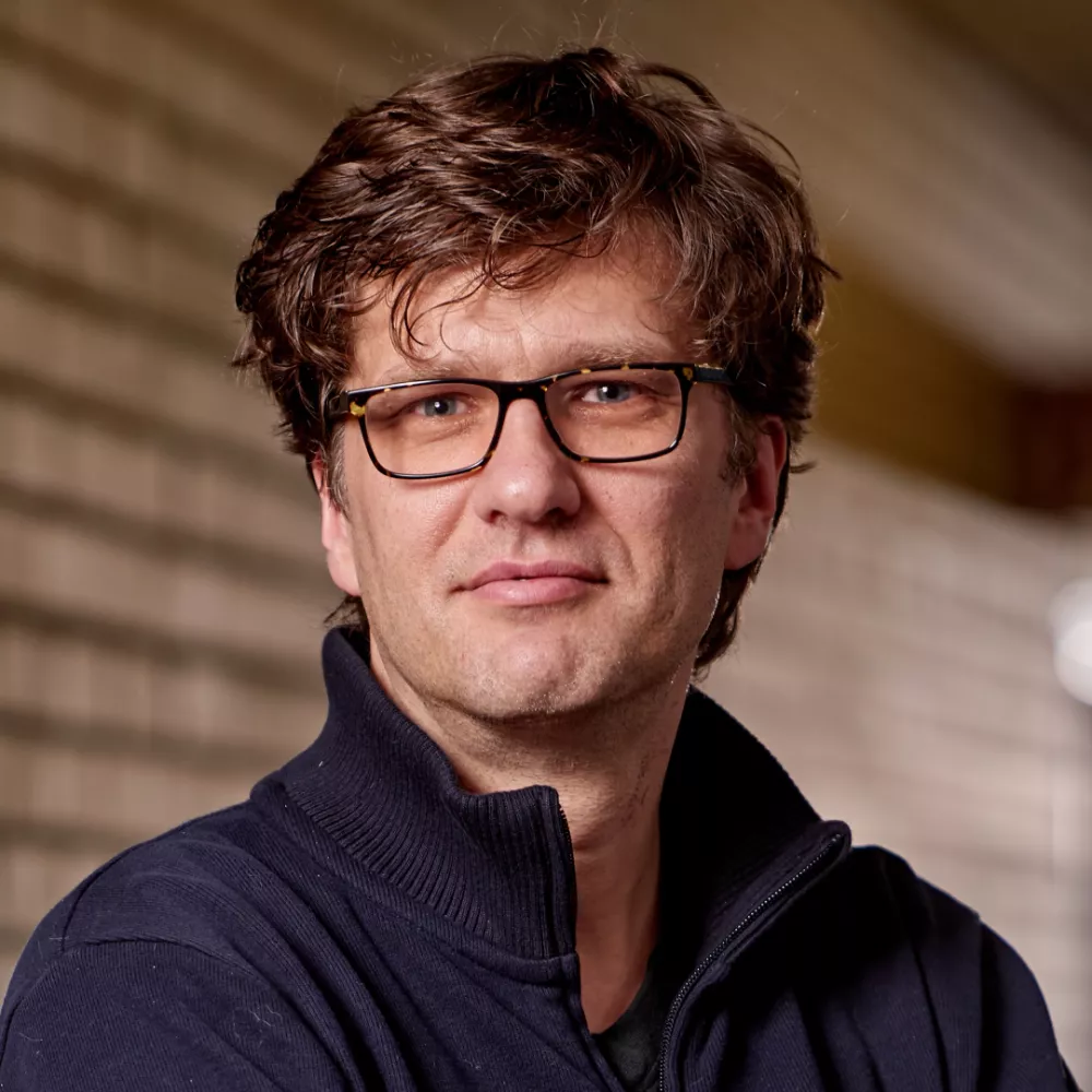 Professor for Network Information Theory | Fraunhofer HHI