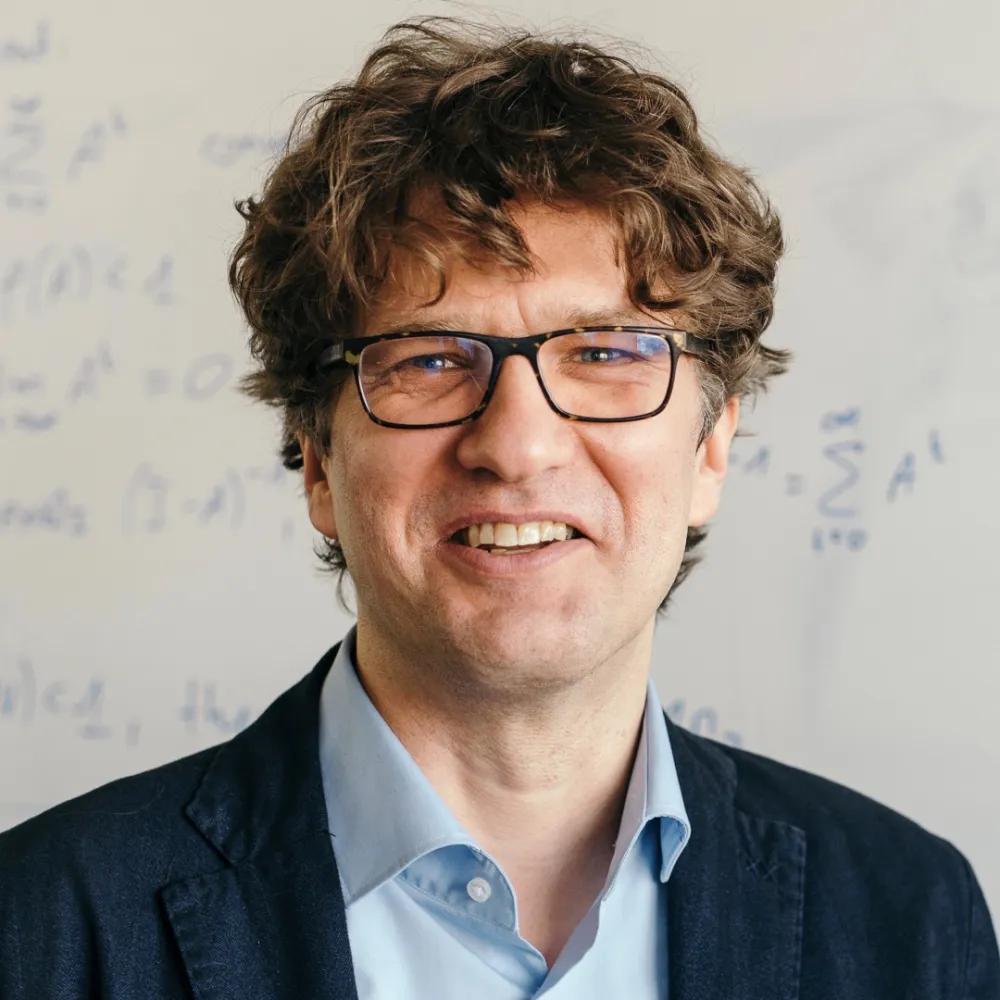 Professor for Network Information Theory | Fraunhofer Heinrich Hertz Institute HHI