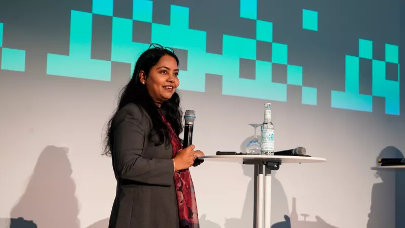 Beyond the Blueprint: The Lab-Centric Approach to Open RAN Implementation